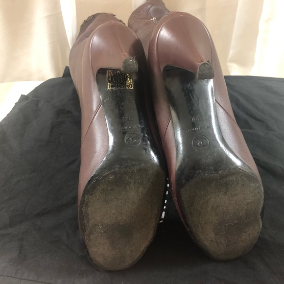 🆕 Chanel CC gorgeous cap toe long Boots 👢 - Picture 13 of 16